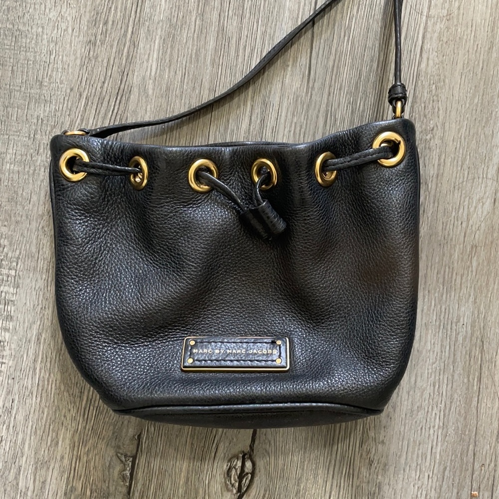Marc Jacobs cross body bag
